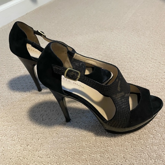 Shoes - Pelle Moda